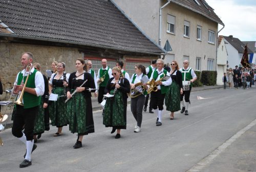 SonntagFestzugHP1-23